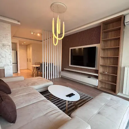 Aqua Premium - Waterfront